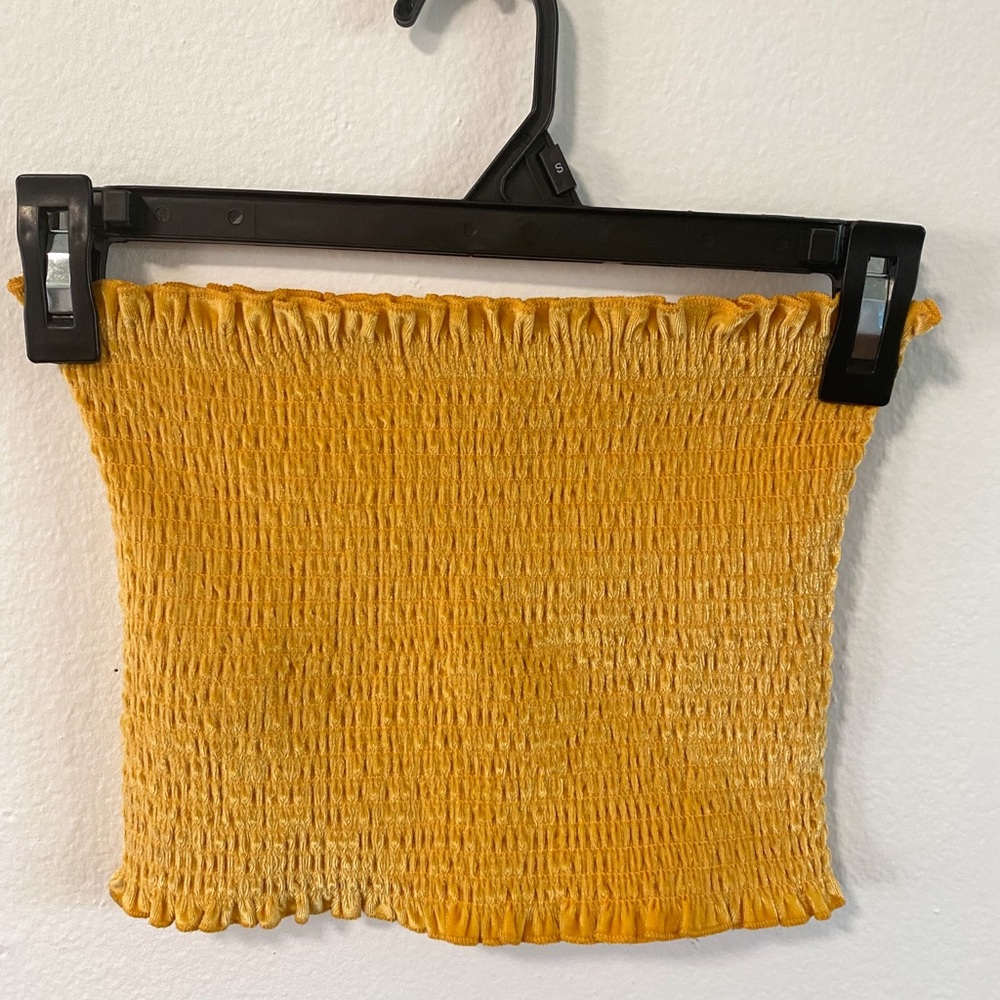 Yellow top size xs